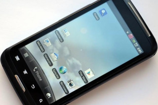 Magic Columb W700: доступный 3G-смартфон с поддержкой режима dual-SIM