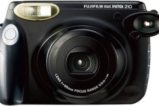 «Юг-Контракт» – дистрибьютор фотокамер моментальной печати Fujifilm Instax