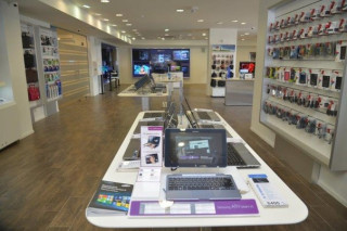 Samsung открывает в Киеве самый большой монобрендовый магазин