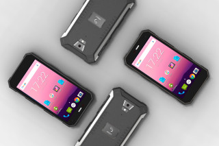 Защищенный и мощный X-treme PQ28 — новый смартфон от Sigma mobile